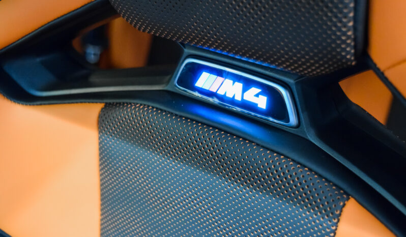 BMW M4 Competition lleno