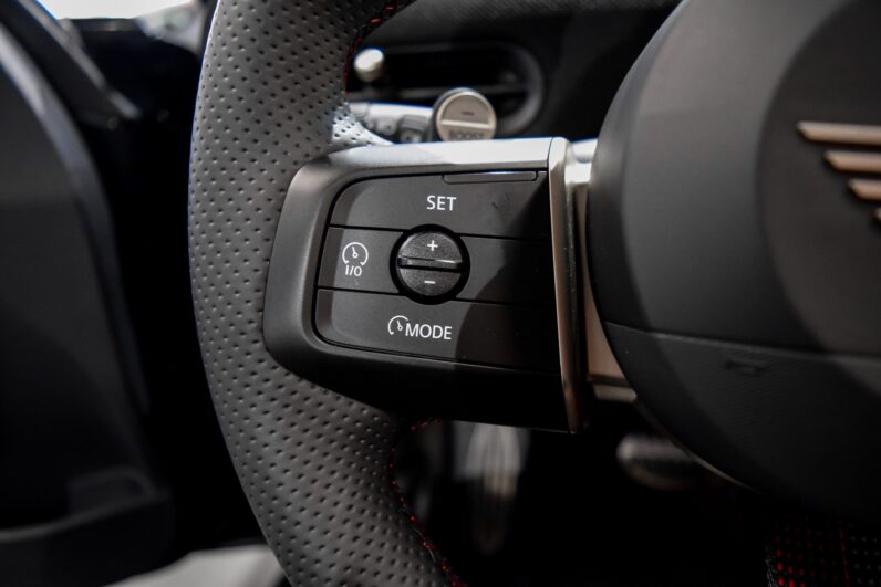 Mini John Cooper Works Cabrio lleno