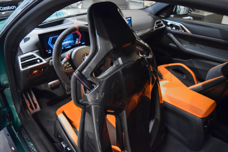 BMW M4 Competition lleno