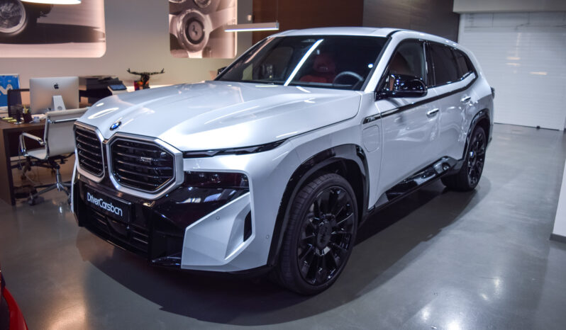 BMW XM 50e lleno