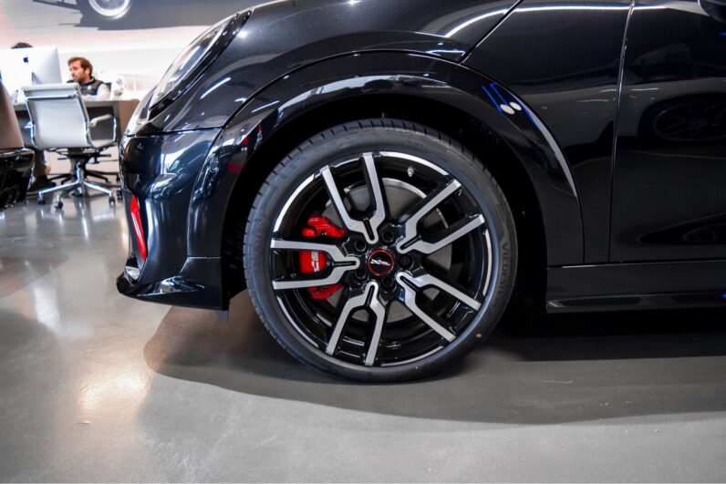 Mini John Cooper Works Cabrio lleno