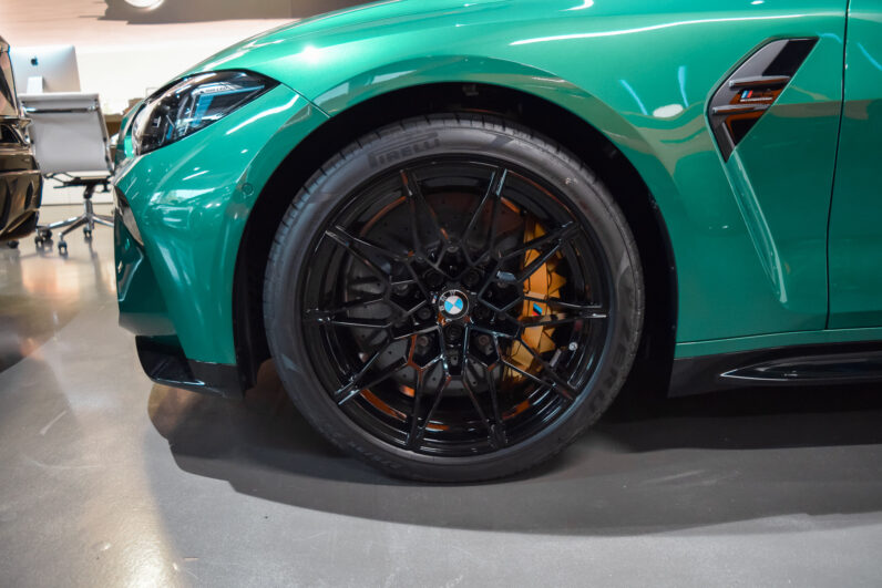 BMW M4 Competition lleno