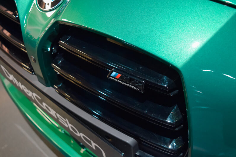 BMW M4 Competition lleno