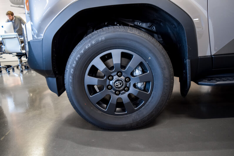 Toyota Land Cruiser VX Hybrid 7P lleno