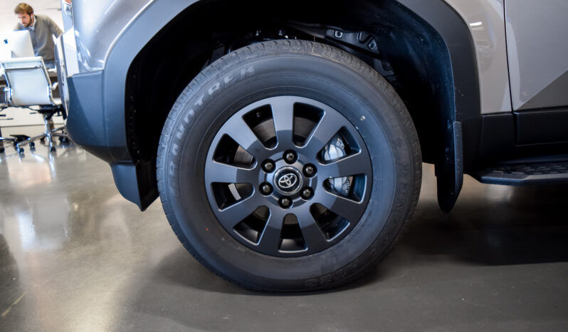 Toyota Land Cruiser VX Hybrid 7P lleno