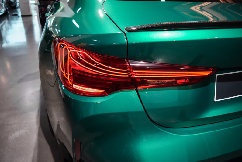 BMW M4 Competition lleno