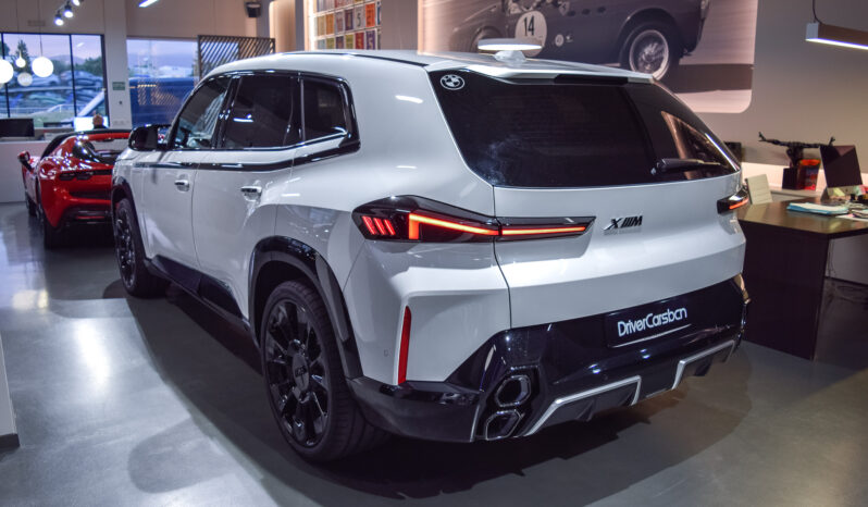 BMW XM 50e lleno