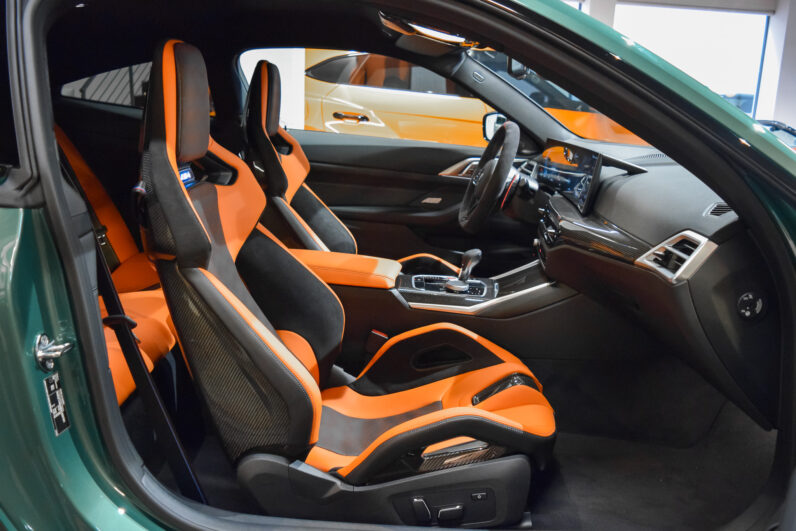 BMW M4 Competition lleno