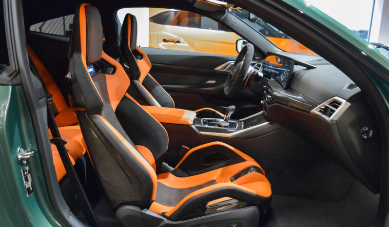 BMW M4 Competition lleno