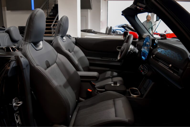 Mini John Cooper Works Cabrio lleno