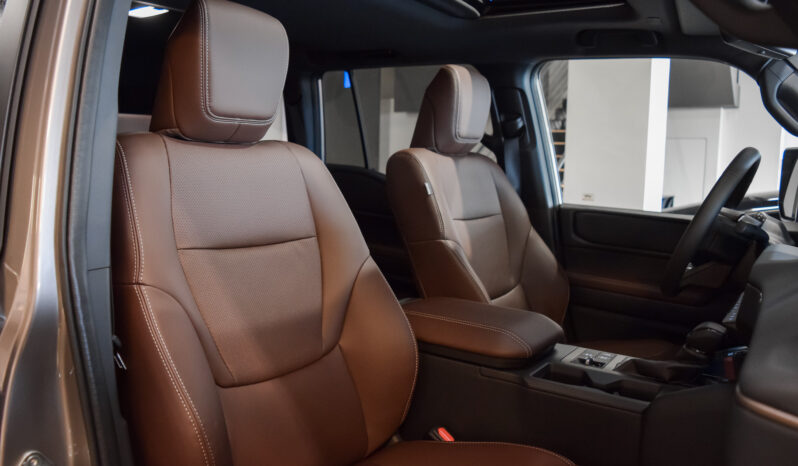 Toyota Land Cruiser VX Hybrid 7P lleno