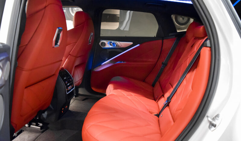 BMW XM 50e lleno