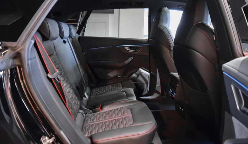 Audi RSQ8 Performance lleno