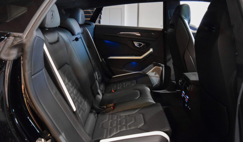 Lamborghini Urus SE lleno