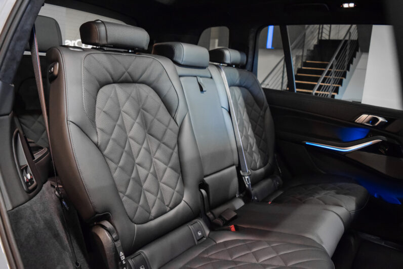 BMW X7 M Sport Pro 7P lleno