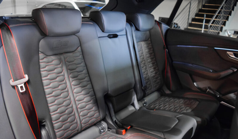 Audi RSQ8 Performance lleno