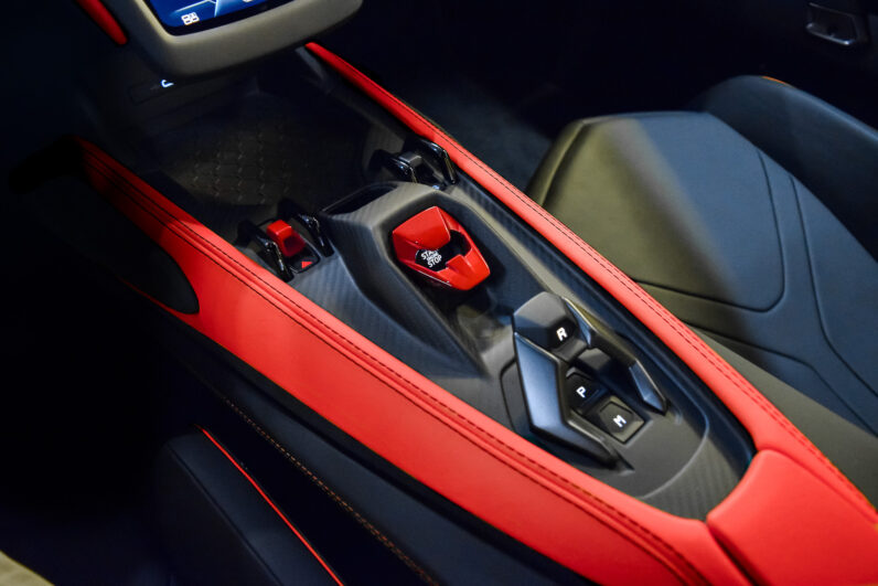 Lamborghini Revuelto lleno