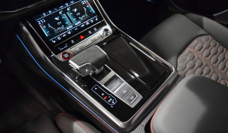 Audi RSQ8 Performance lleno