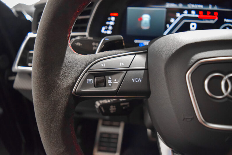 Audi RSQ8 Performance lleno