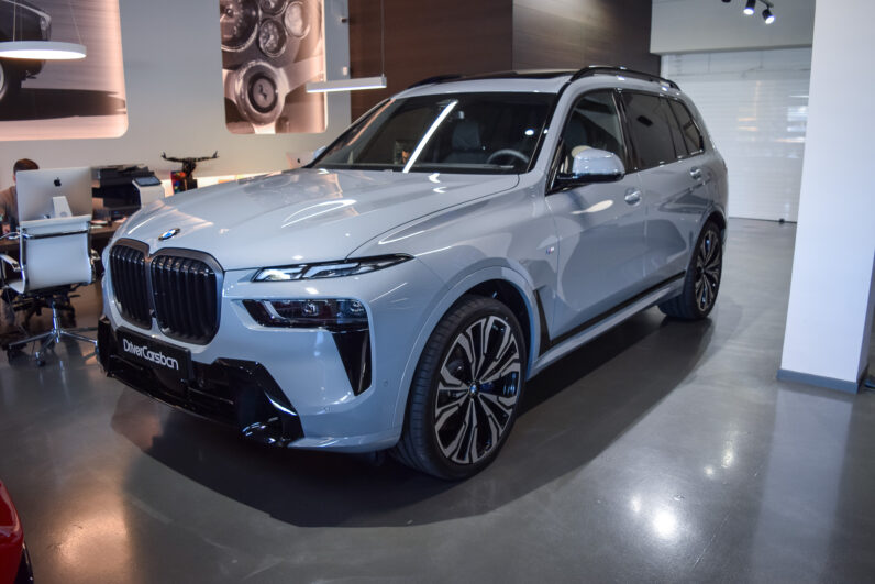 BMW X7 M Sport Pro 7P lleno