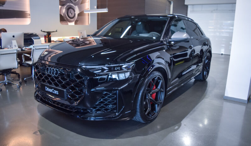 Audi RSQ8 Performance lleno