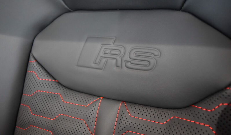 Audi RSQ8 Performance lleno