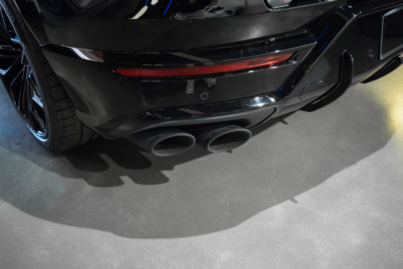 Lamborghini Urus SE lleno