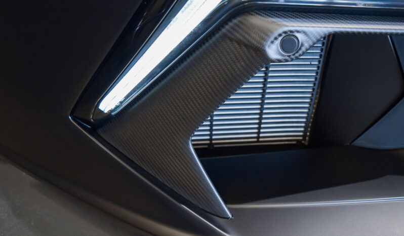 Lamborghini Revuelto lleno