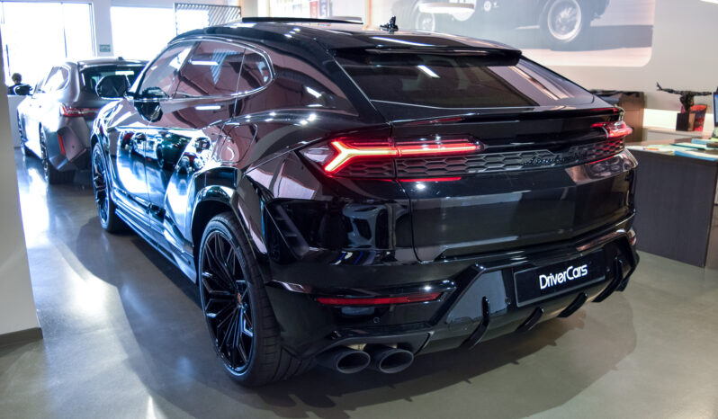 Lamborghini Urus SE lleno