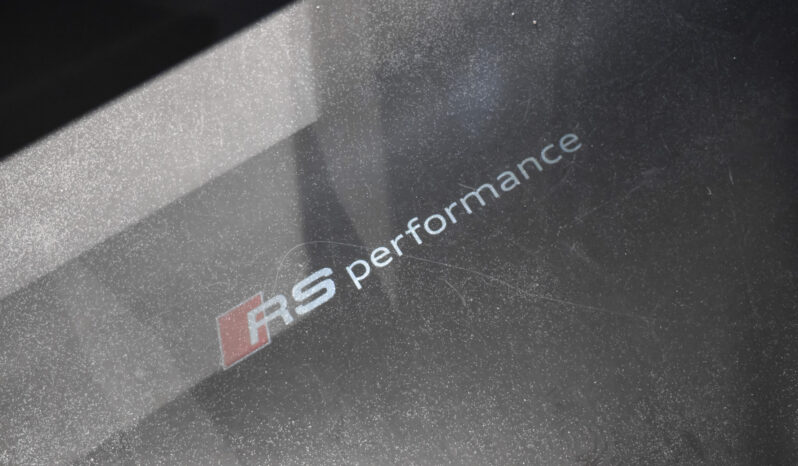 Audi RSQ8 Performance lleno