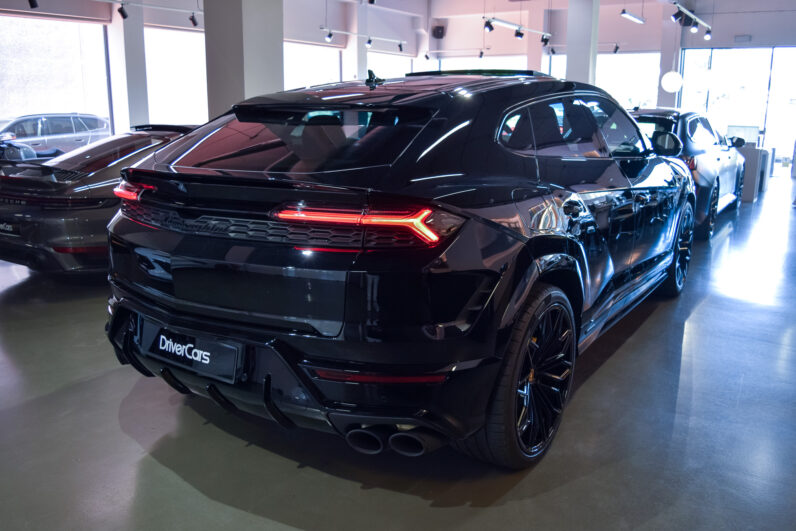 Lamborghini Urus SE lleno