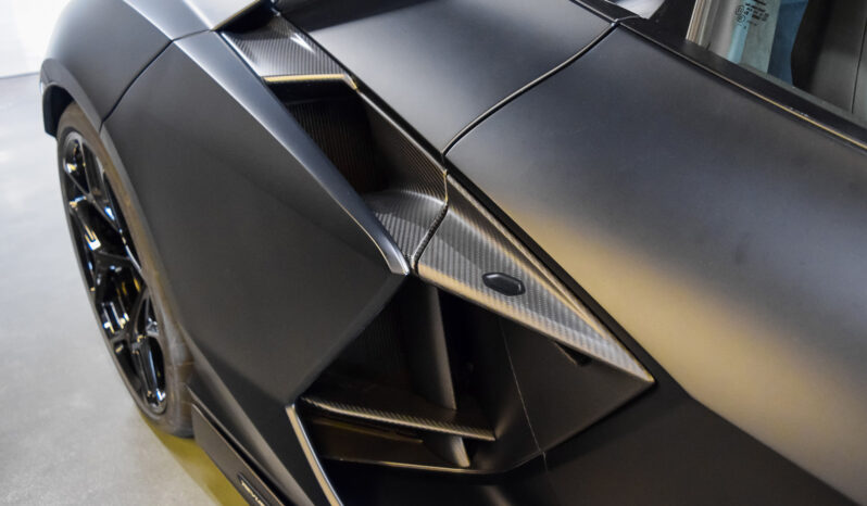 Lamborghini Revuelto lleno