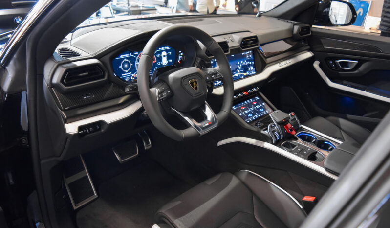 Lamborghini Urus SE lleno