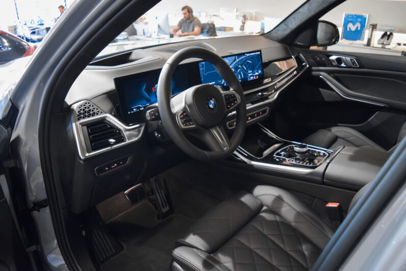 BMW X7 M Sport Pro 7P lleno