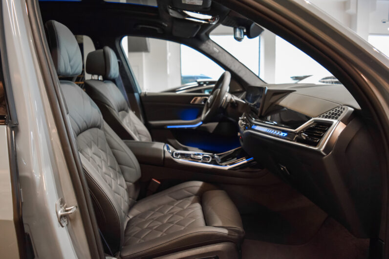 BMW X7 M Sport Pro 7P lleno