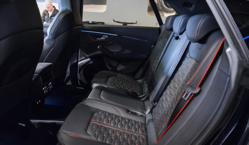 Audi RSQ8 Performance lleno