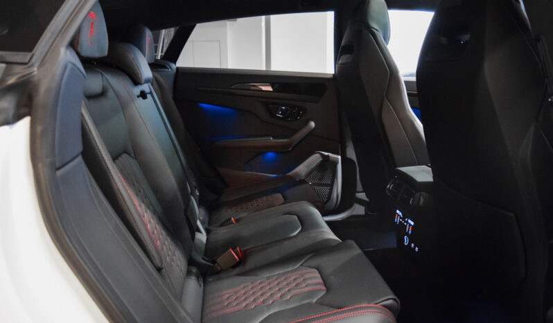 Lamborghini Urus SE lleno