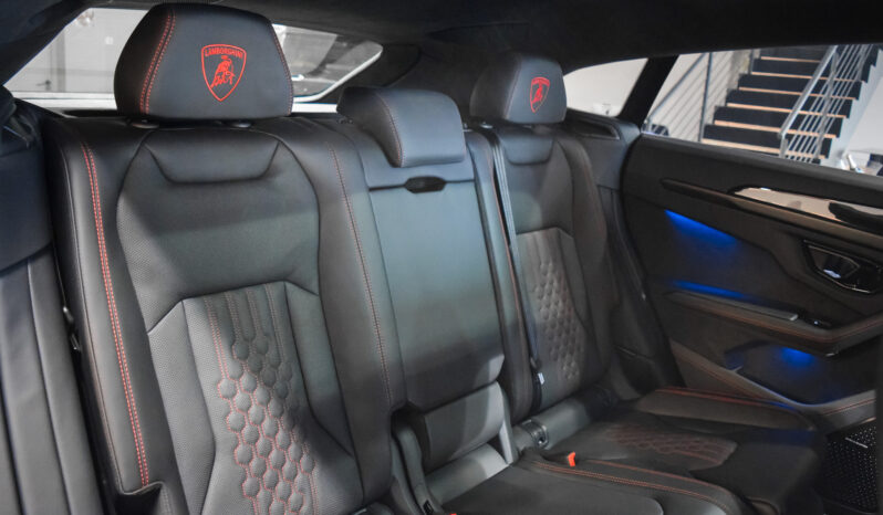 Lamborghini Urus SE lleno