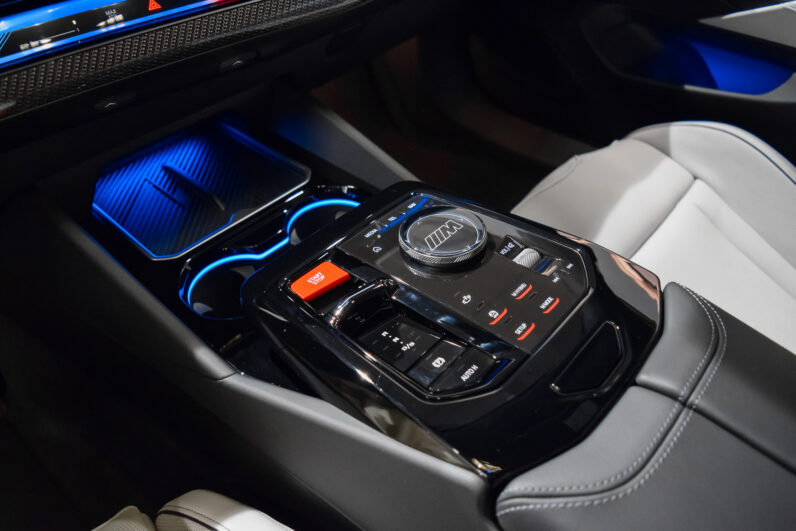 BMW M5 Berlina lleno