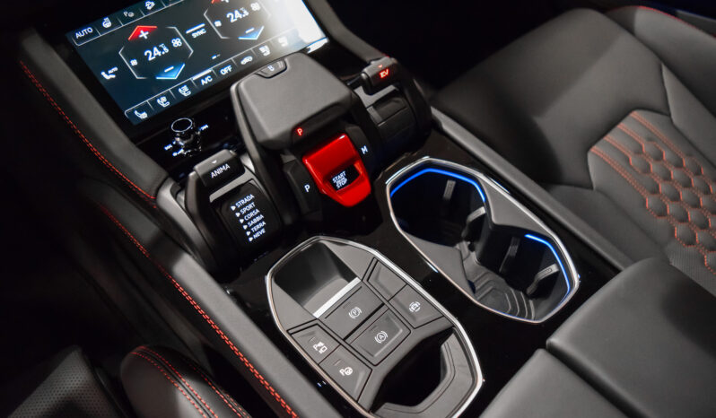 Lamborghini Urus SE lleno
