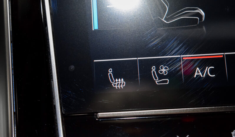 Audi RSQ8 Performance lleno