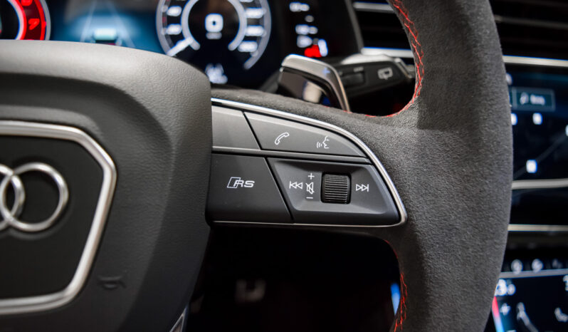 Audi RSQ8 Performance lleno