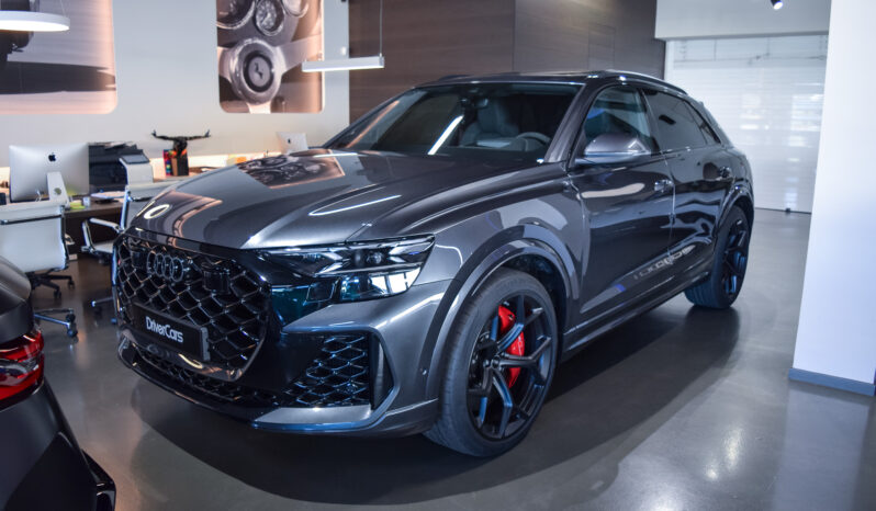Audi RSQ8 Performance lleno