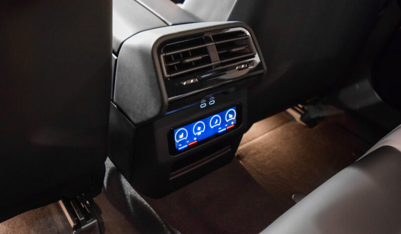 BMW M5 Berlina lleno