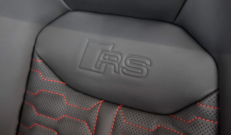 Audi RSQ8 Performance lleno