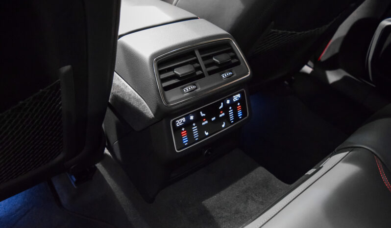Audi RS6 Avant Performance lleno