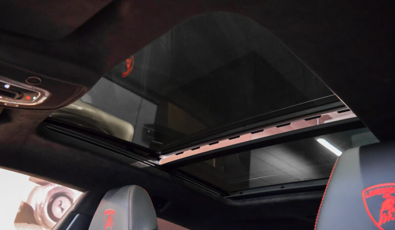 Lamborghini Urus SE lleno
