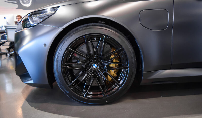 BMW M5 Berlina lleno