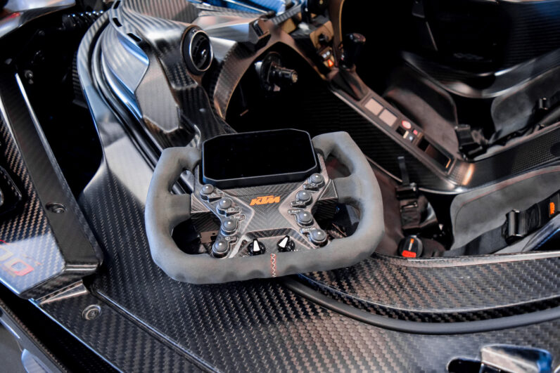 KTM X-Bow GT-X 1/100 FULL CARBON lleno