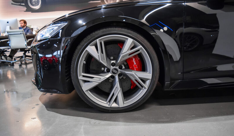 Audi RS6 Avant Performance lleno